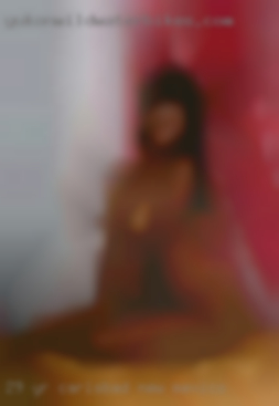 29 yr old Carlsbad, New Mexico looking for new experiences. 29 yr old Carlsbad, New Mexico looking for new experiences.